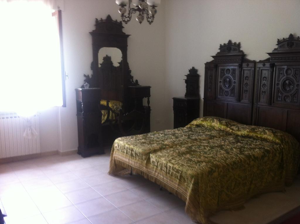Emmevvi Bed & Breakfast Тропеа Стая снимка